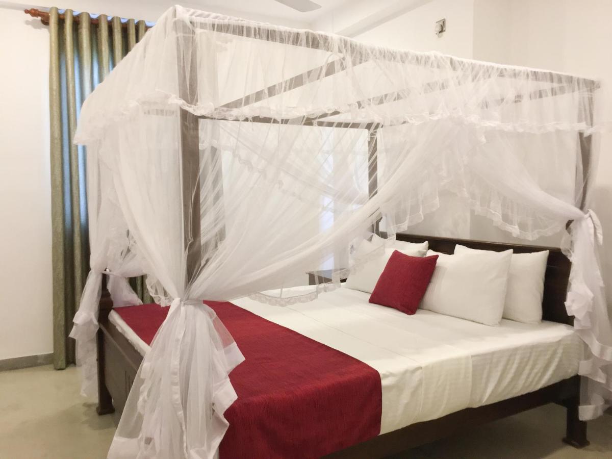 Готель Grand Elephant 3*